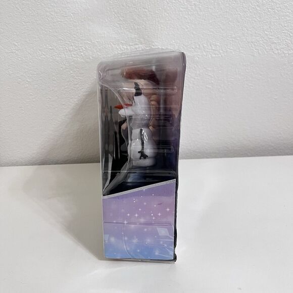 Disney Frozen II Petite Adventure 6" Dolls Gift Set Anna Elsa Olaf Kristoff NEW - Picture 8 of 16